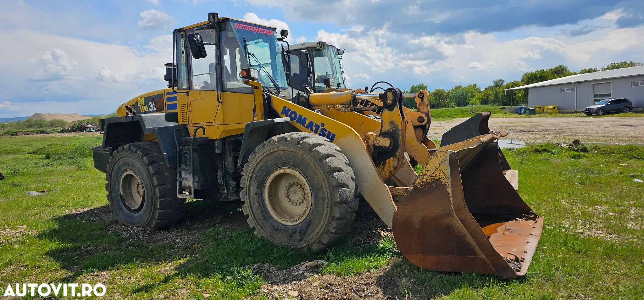 Komatsu WA 320 Încărcător frontal - 1