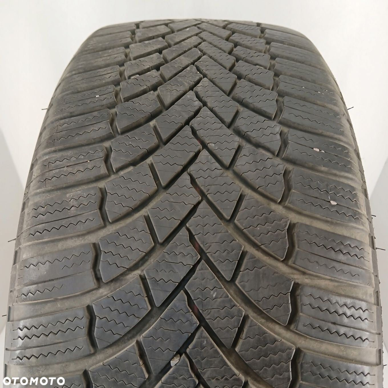 235/45R19 99V Bridgestone Blizzak LM005 6mm 2023r 85223 - 2