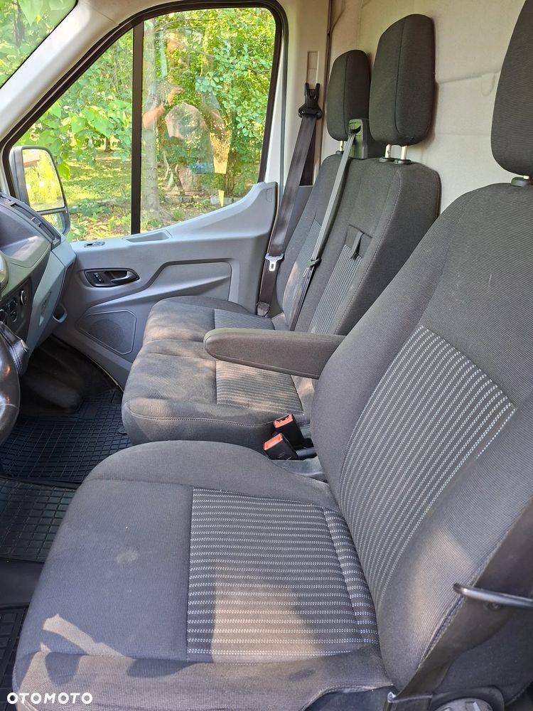 Ford Transit - 10