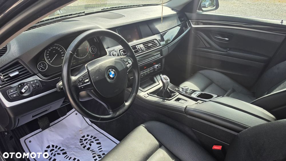BMW Seria 5 520d Edition Fleet - 13