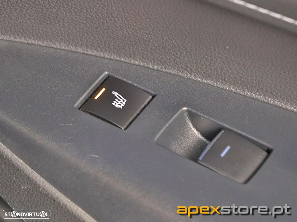 Toyota Corolla 1.8 Hybrid Exclusive - 20