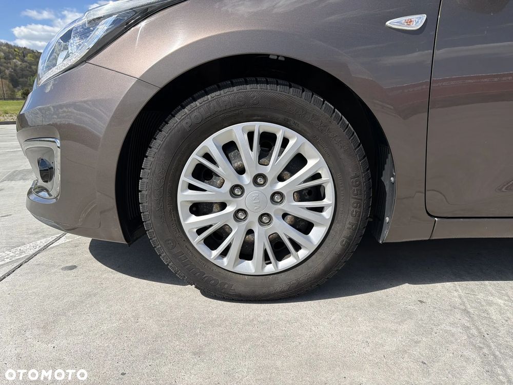 Kia Ceed 1.6 GDI M - 17