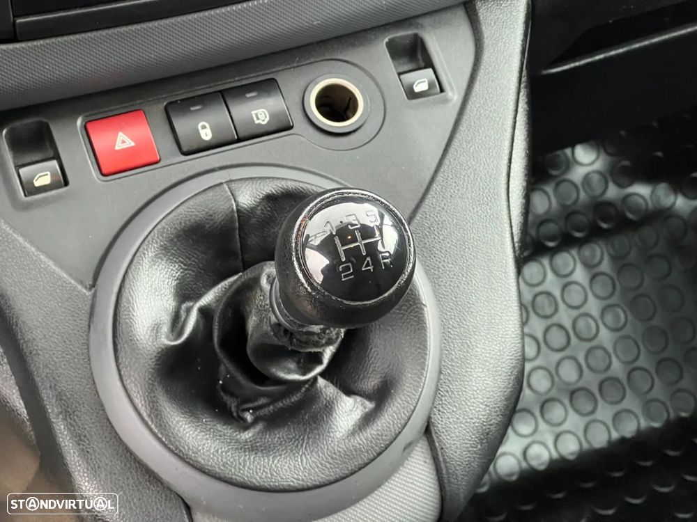 Citroën Berlingo 1.6 HDi L1 Club 3L - 15