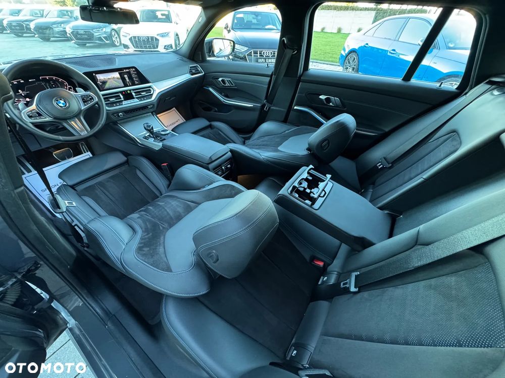 BMW Seria 3 330e xDrive M Sport sport - 18