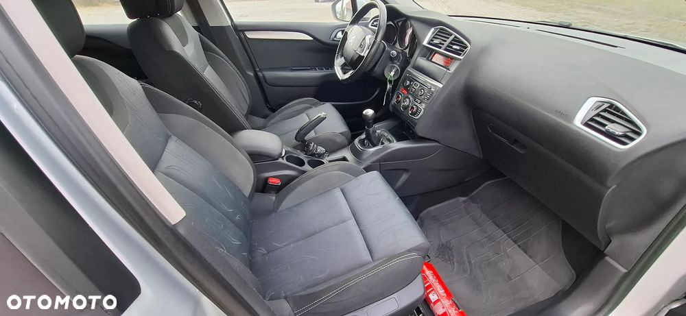 Citroën C4 1.4 VTi Seduction - 26