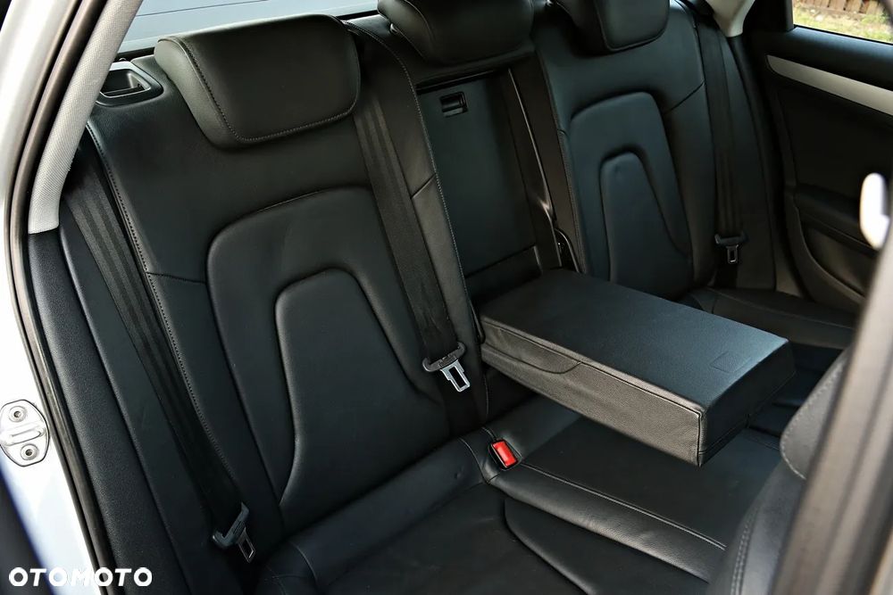 Audi A4 Allroad 2.0 TDI Quattro - 36