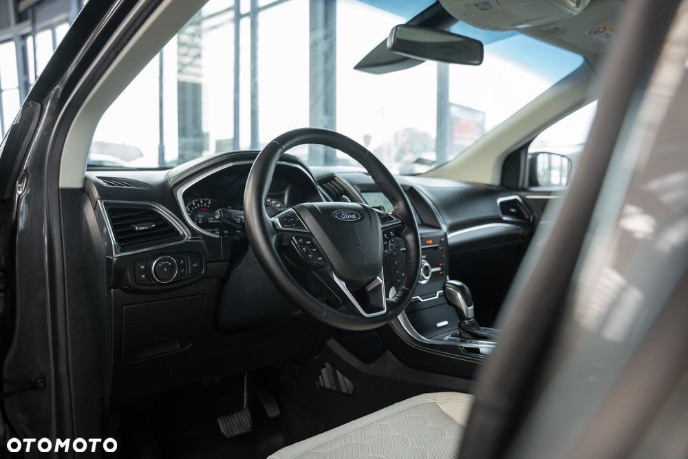 Ford Edge 2.0 TDCi Bi-Turbo 4x4 Vignale - 24