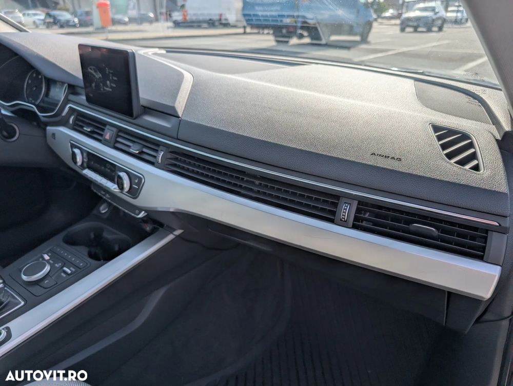 Audi A4 2.0 TDI S tronic - 13
