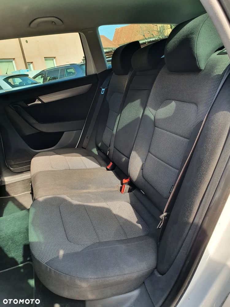 Volkswagen Passat 1.8 TSI DSG Comfortline - 11