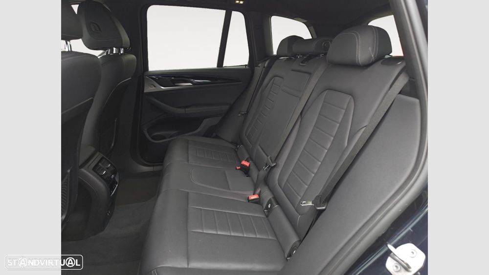BMW iX3 Inspiring - 14