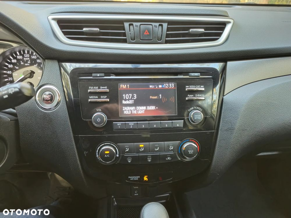 Nissan Rogue - 16