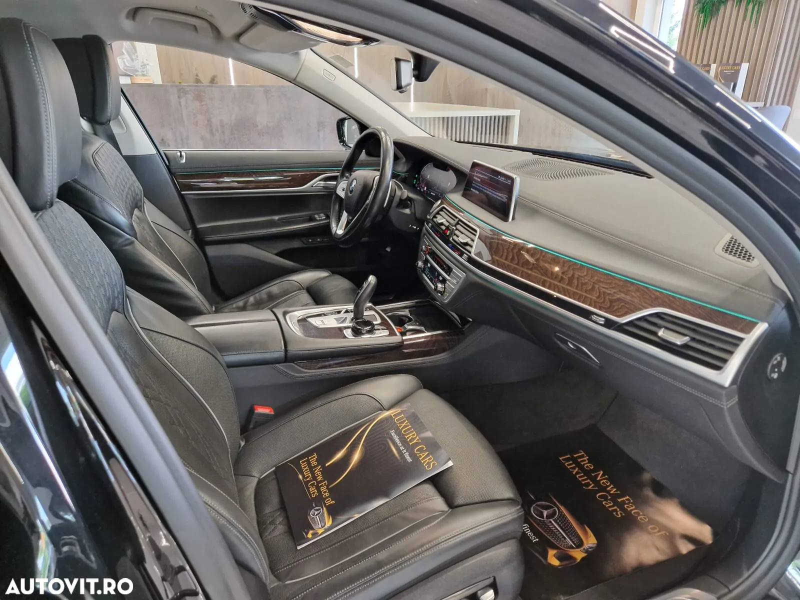BMW Seria 7 730Ld xDrive - 23