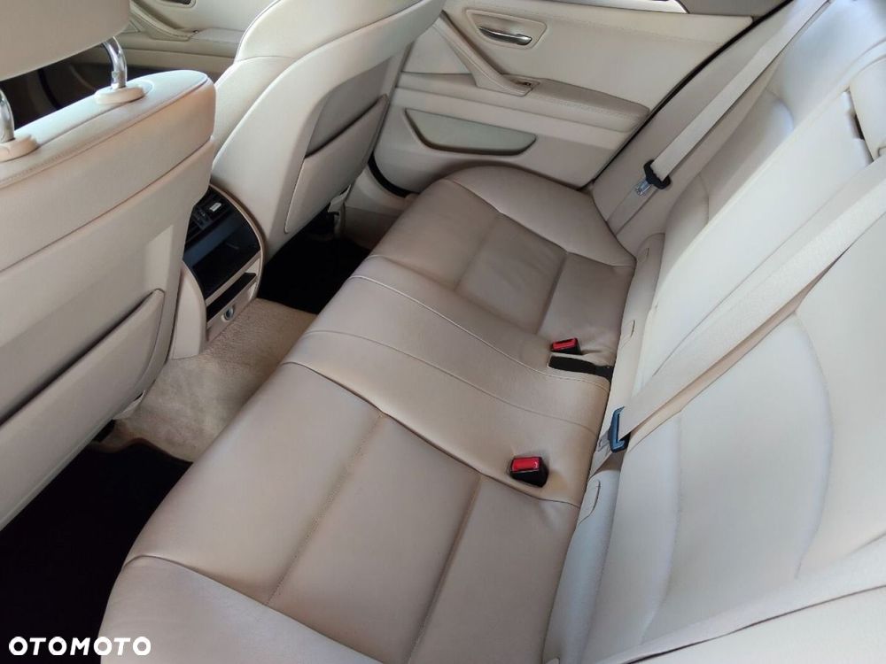 BMW Seria 5 - 13