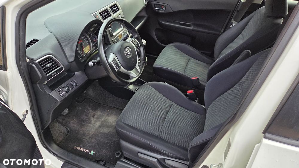 Toyota Verso S - 7