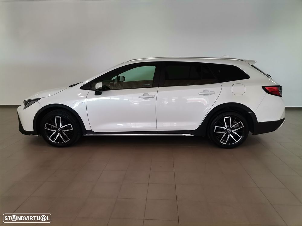 Toyota Corolla Touring Sports 1.8 Hybrid Trek - 4