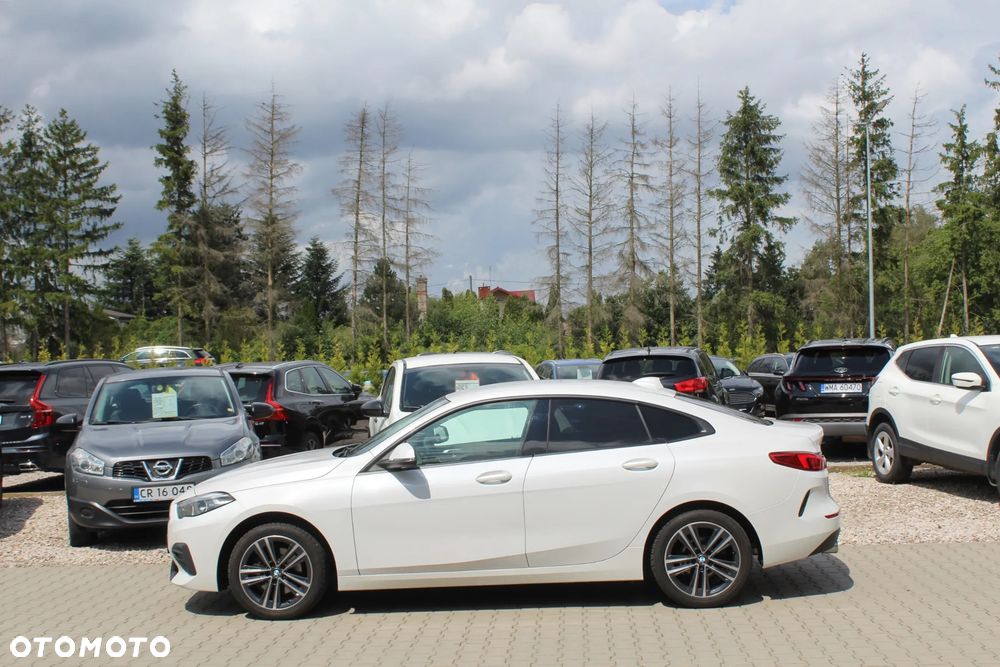BMW Seria 2 218i - 5