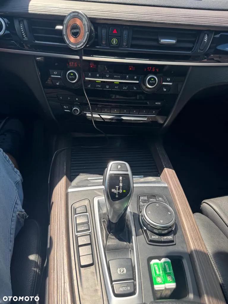 BMW X5 xDrive40d - 15