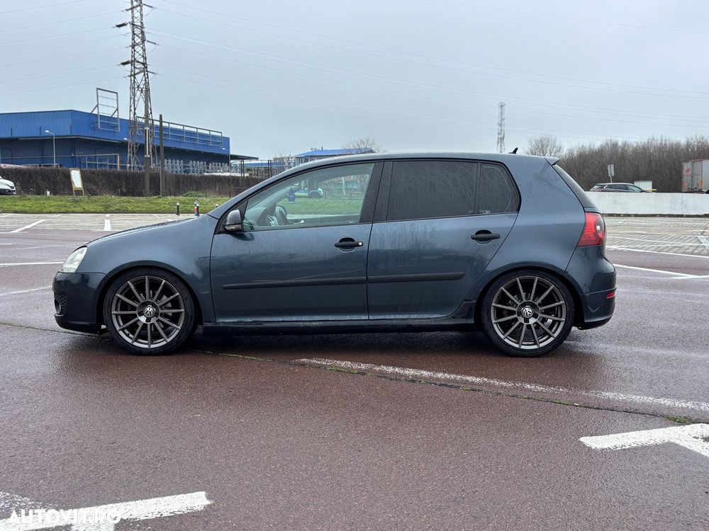 Volkswagen Golf 1.4 FSI Sportline - 2