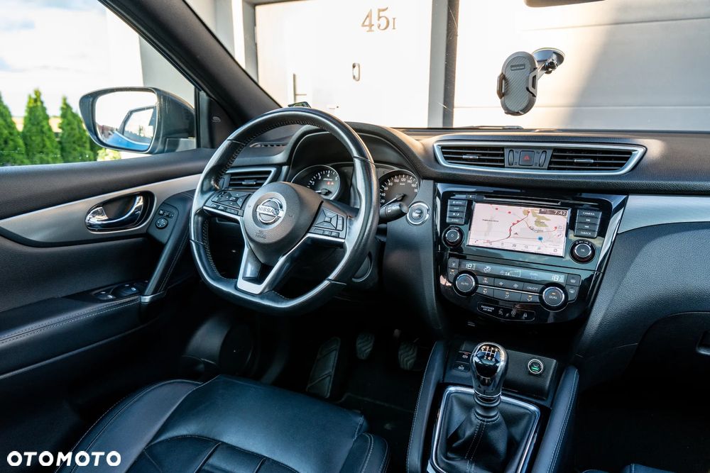 Nissan Qashqai 1.3 DIG-T Tekna - 23