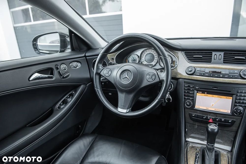 Mercedes-Benz CLS 350 7G-TRONIC - 22
