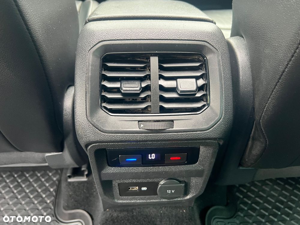 Volkswagen Tiguan - 21