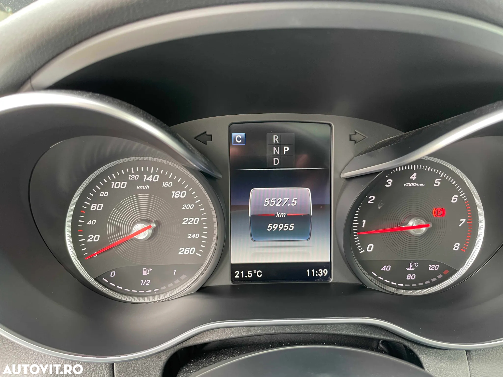 Mercedes-Benz C 250 Coupe 9G-TRONIC AMG Line - 13