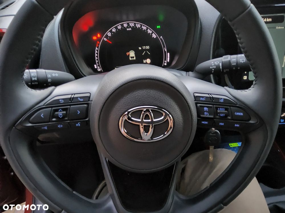 Toyota Aygo X 1.0 VVT-i Executive - 12
