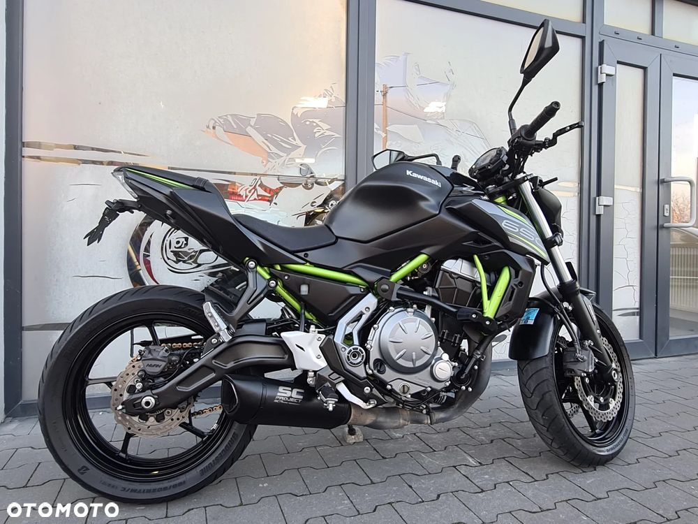 Kawasaki Z 650 - 12