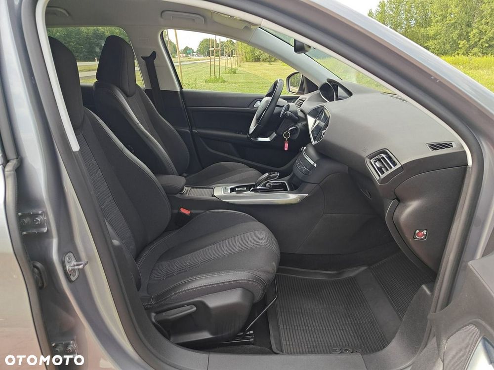 Peugeot 308 - 17