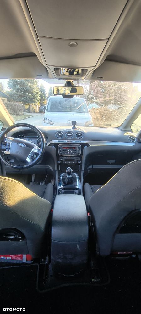 Ford Galaxy - 6