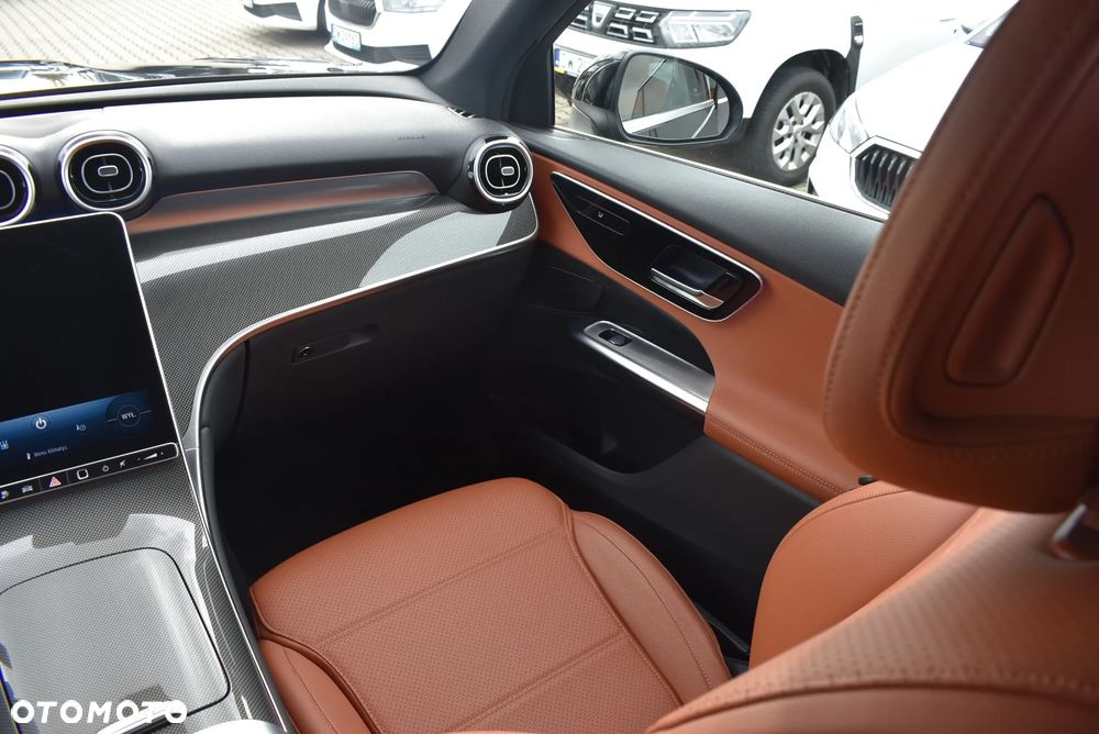 Mercedes-Benz GLC 300 d mHEV 4-Matic Avantgarde - 19