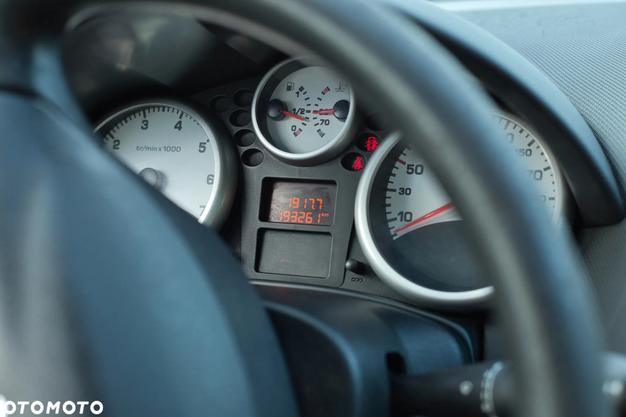 Peugeot 207 - 15