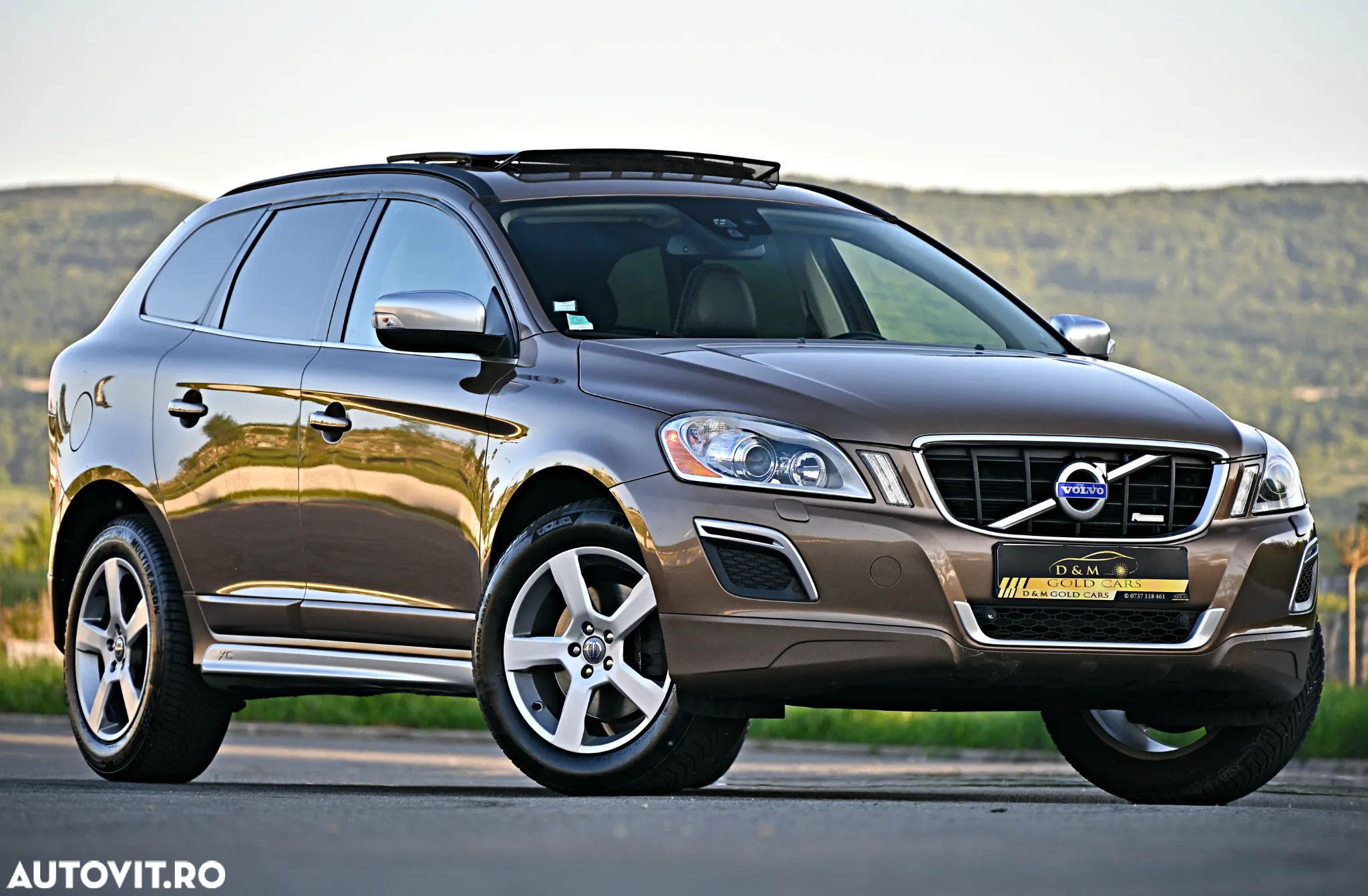 Volvo XC 60 D5 AWD Aut. RDesign - 12
