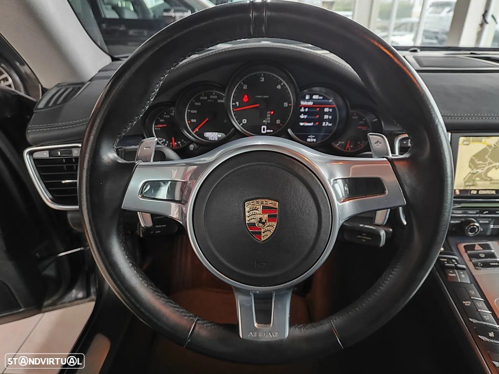 Porsche Panamera Platinum Edition - 25