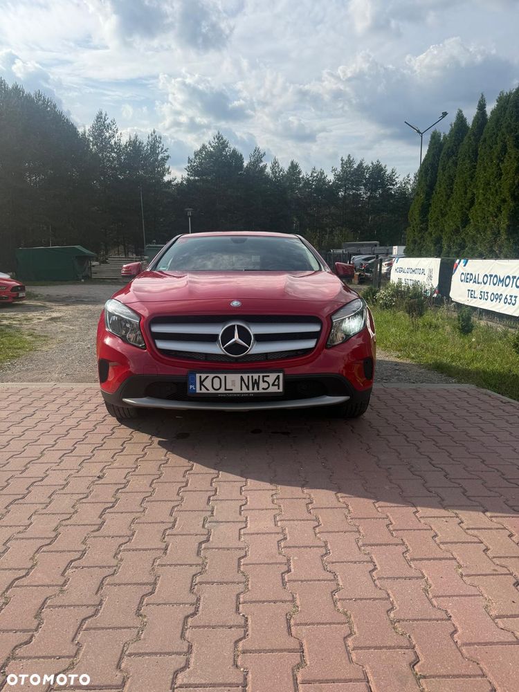 Mercedes-Benz GLA 200 UrbanStyle Edition - 4
