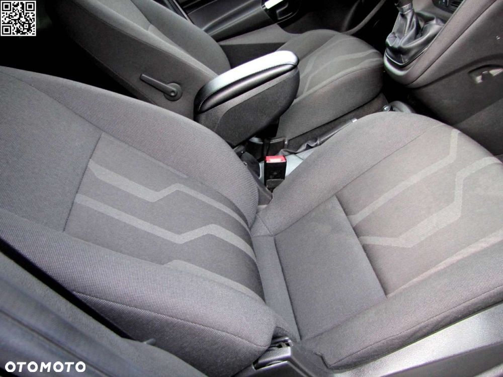Ford Transit Connect - 12