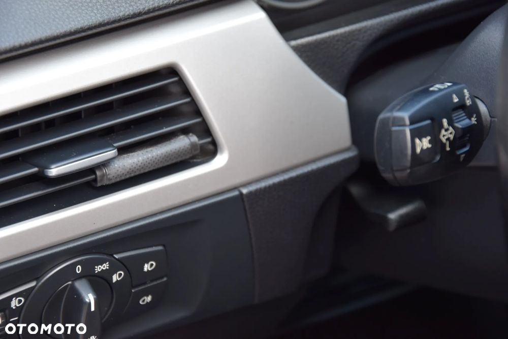 BMW Seria 3 - 23