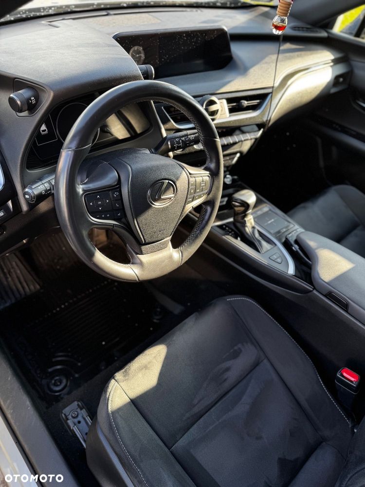 Lexus UX 200 GPF Business 2WD - 16