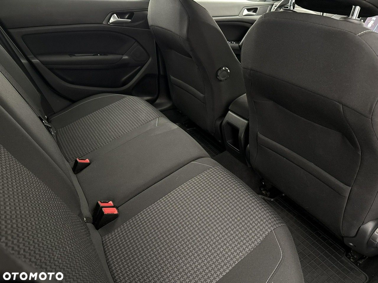 Peugeot 308 - 23