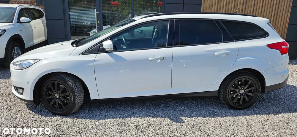 Ford Focus 1.5 TDCi DPF Start-Stopp-System Business - 6