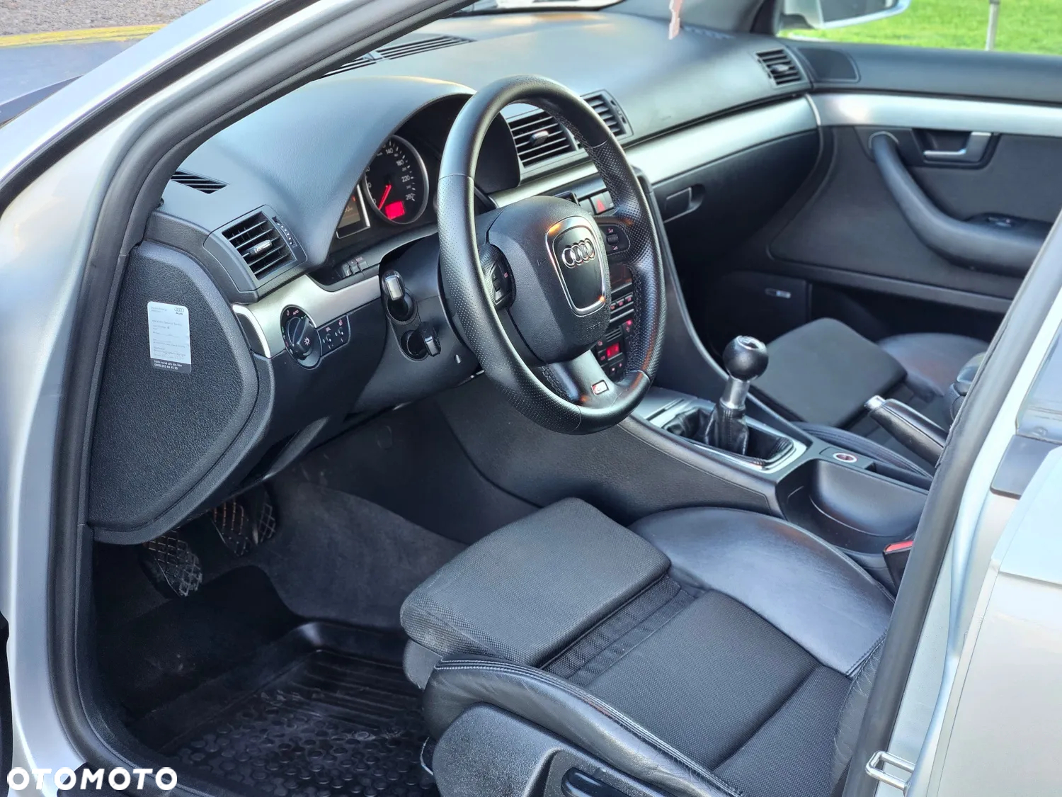 Audi A4 Avant 2.0 TDI - 25