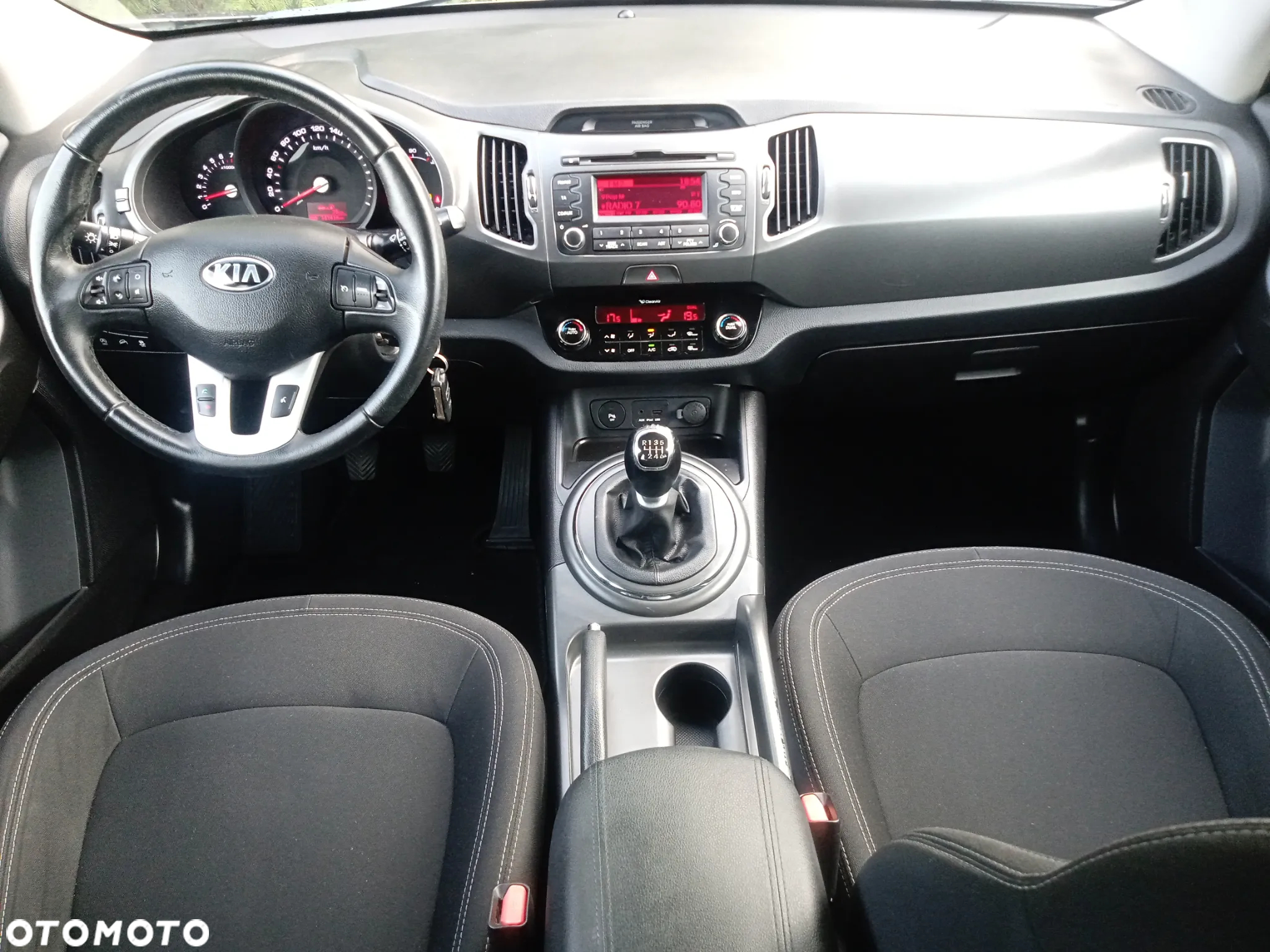 Kia Sportage 1.6 GDI 2WD Dream-Team Edition - 29