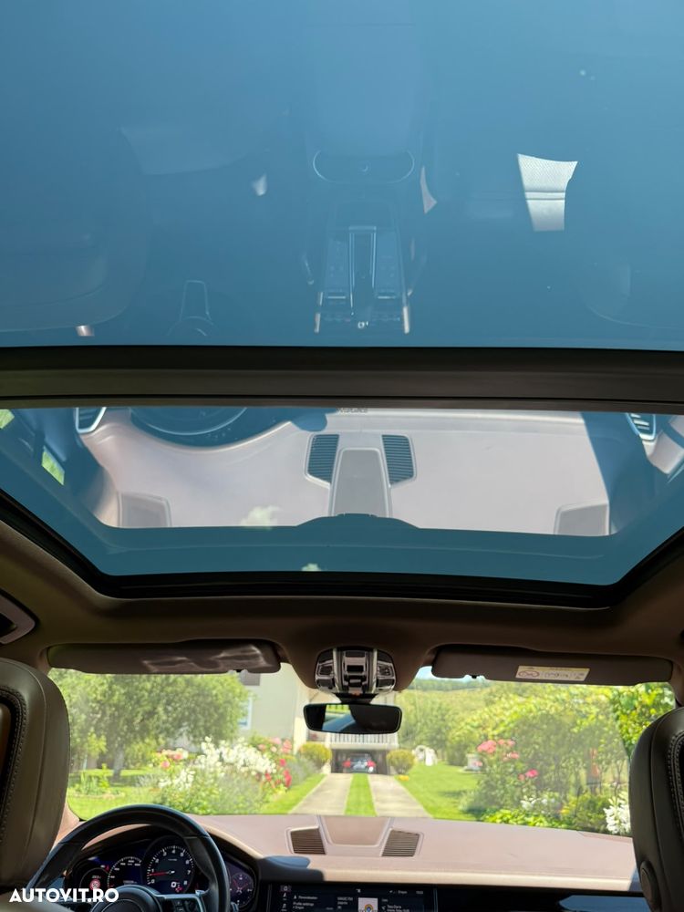 Porsche Cayenne Standard - 25