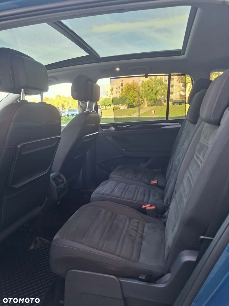 Volkswagen Touran 2.0 TDI SCR DSG Highline - 12