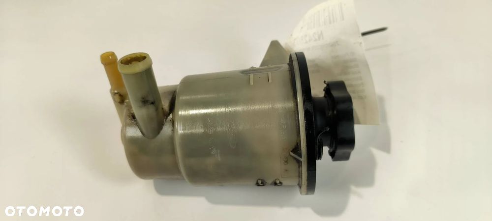 Zbiornik płynu wspomagania układu kierowniczego 4R33-3R700-AC Ford, Mustang V 2007, Kabriolet 4.0 - 1