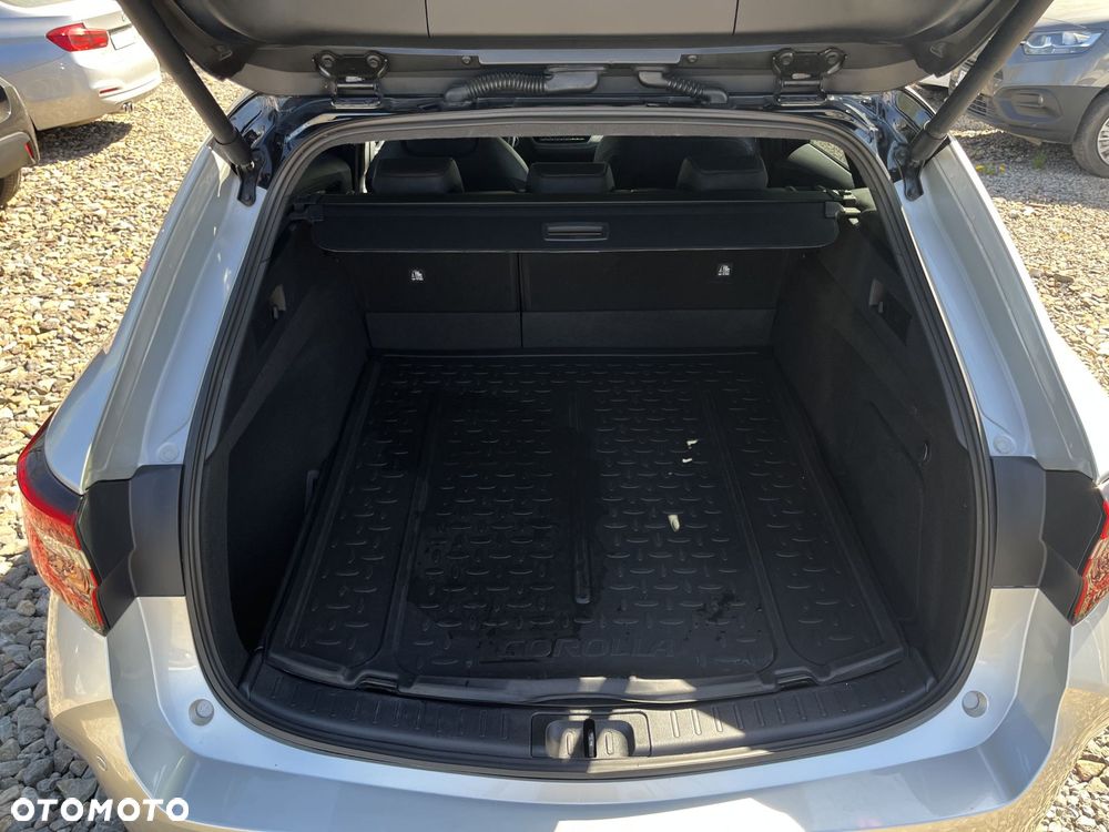 Toyota Corolla 2.0 Hybrid GR Sport - 21
