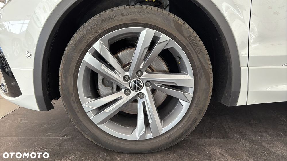 Volkswagen Tiguan 2.0 TSI 4Mot R-Line DSG - 19