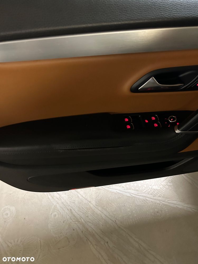 Volkswagen Passat CC - 7