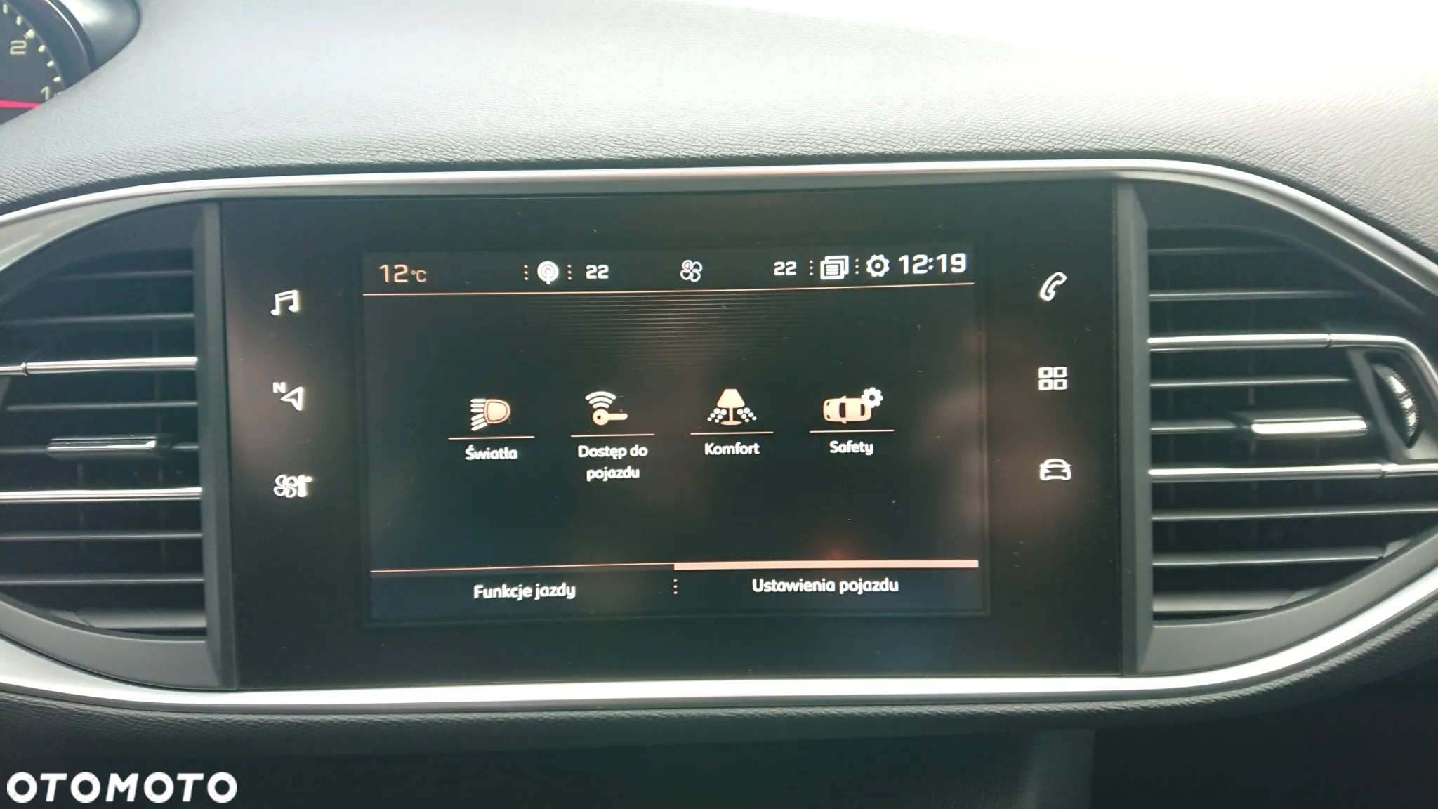 Peugeot 308 1.2 PureTech Active S&S EAT6 - 22