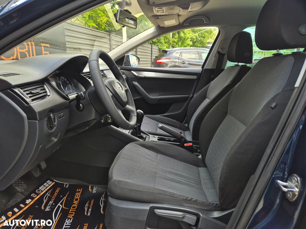 Skoda Octavia 1.6 TDI ELEGANCE - 11